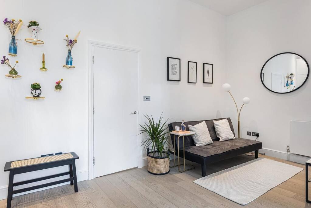 Lady On The Lane- 2 Bed Primrose Hill Apartment London Ngoại thất bức ảnh